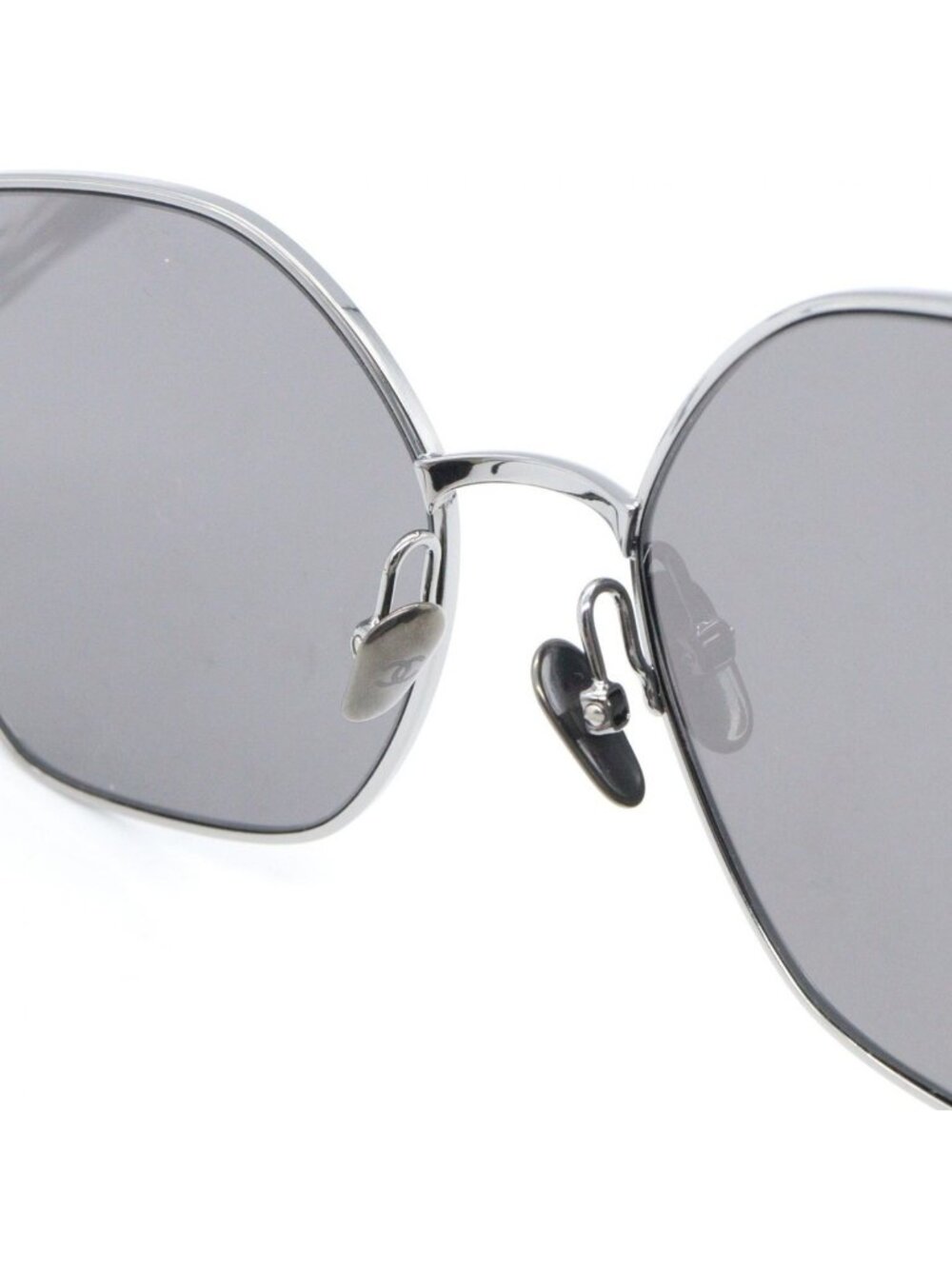 Chanel Sunglasses 108 33 Black - Picture 6 of 7